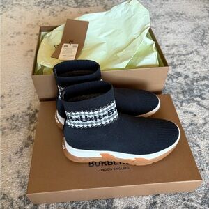 Burberry Kids Union Sock sneakers, size US 13.5( EU 32)
